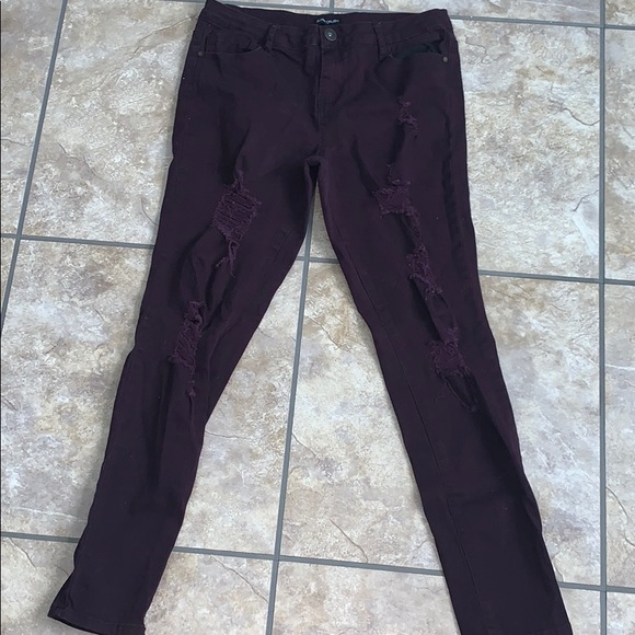 Cute distressed purple jeans - Picture 2 of 2